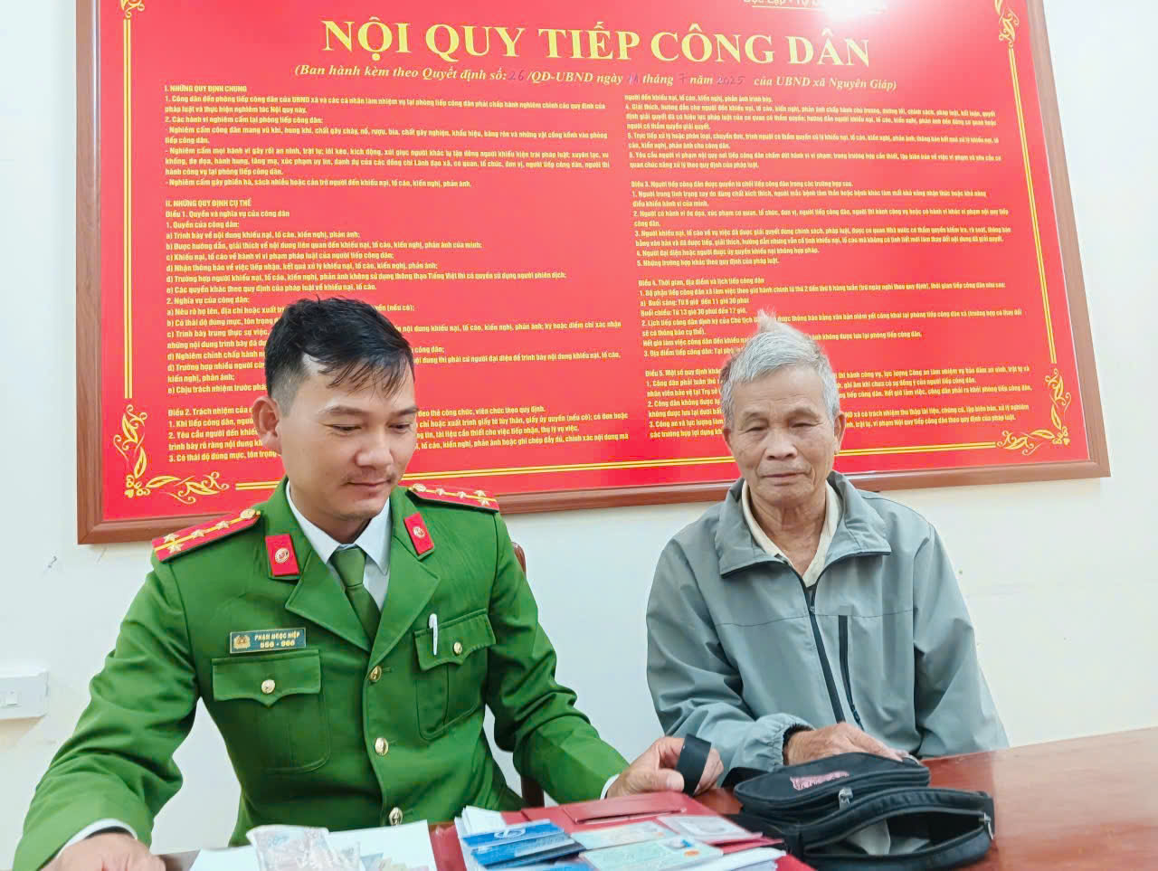 Gương người tốt việc tốt “ Nhặt được của rơi - trả lại người đánh mất’’